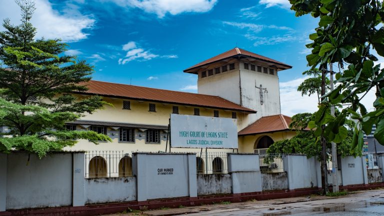 cour fédérale Lagos Nigeria