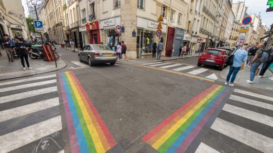 Dix ans du mariage pour tous·tes, chemsex, archives, réfugiés… quelles actions LGBT de la Mairie de Paris en 2023 ?