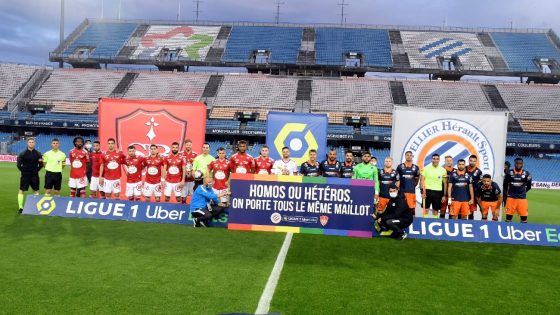 la Ligue 1 affiche son combat contre l’homophobie dans les stades